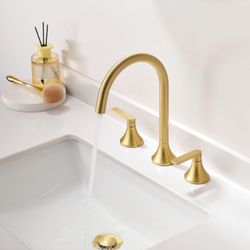 Gold Bathroom Faucet，360° Swivel Spout Two Handles Widespread Bathroom Faucets，4 Inch 8inch Brass Bathroom Sink Faucet 3 Holes with Pop-Up Drain and W