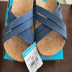 New Reef Sandals Women’s Sz 10 