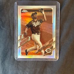 A Shogo Akiyama On The Reds .Topps Chrome Card