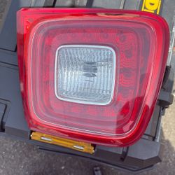 2014 Chevy Malibu Ltz Inner Tail light