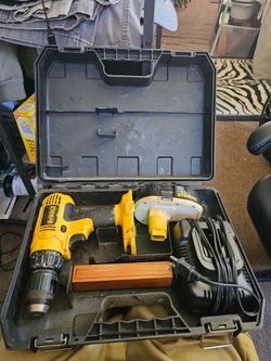 Dewalt cordless drill. Battery and charger included.