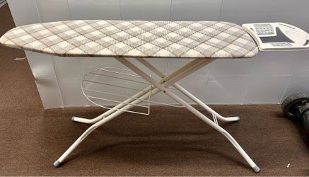 Polder Deluxe Ironing Station