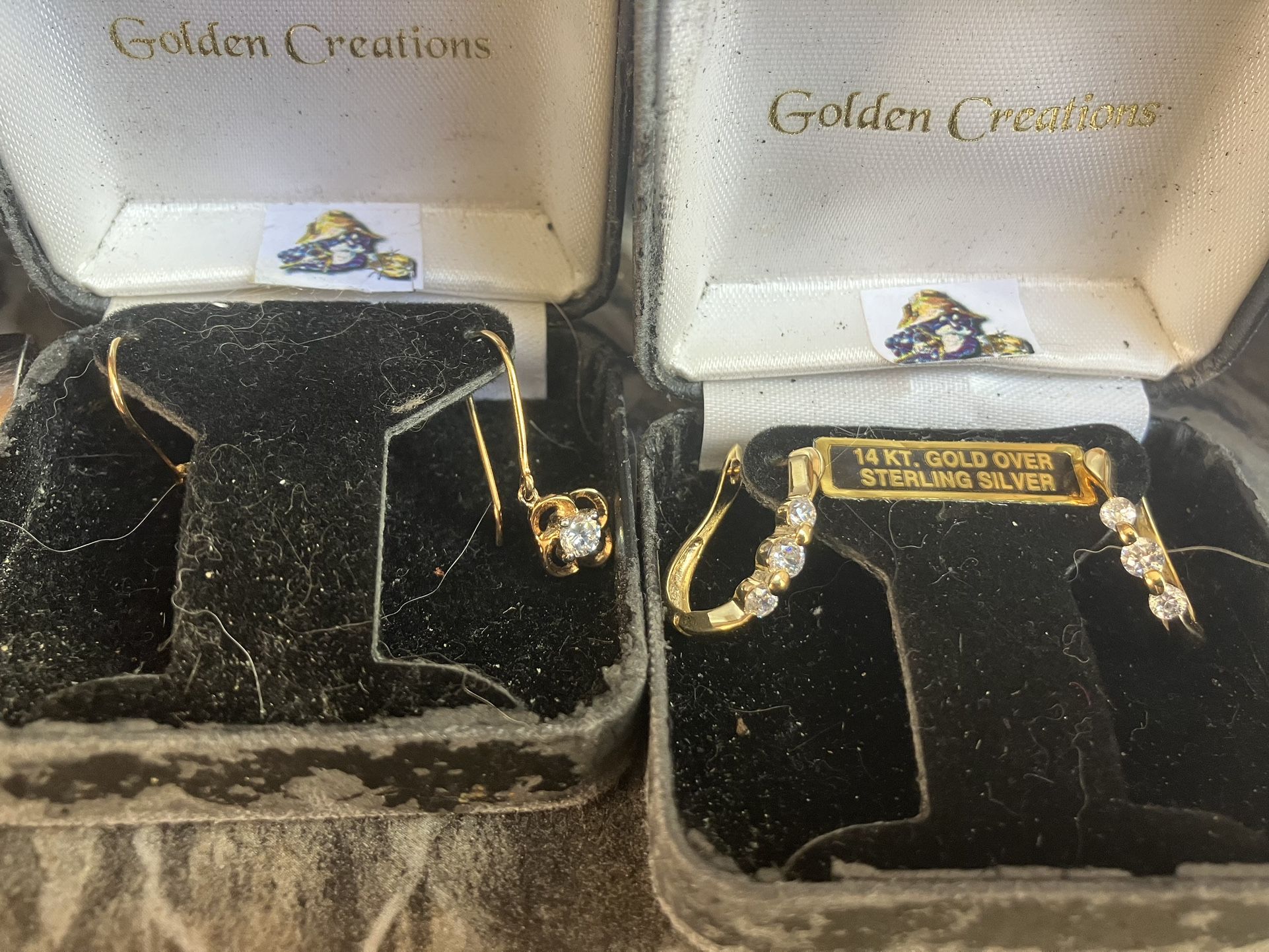 Black Hills Gold Ear Ring 10/11k