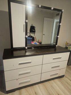 Free dresser