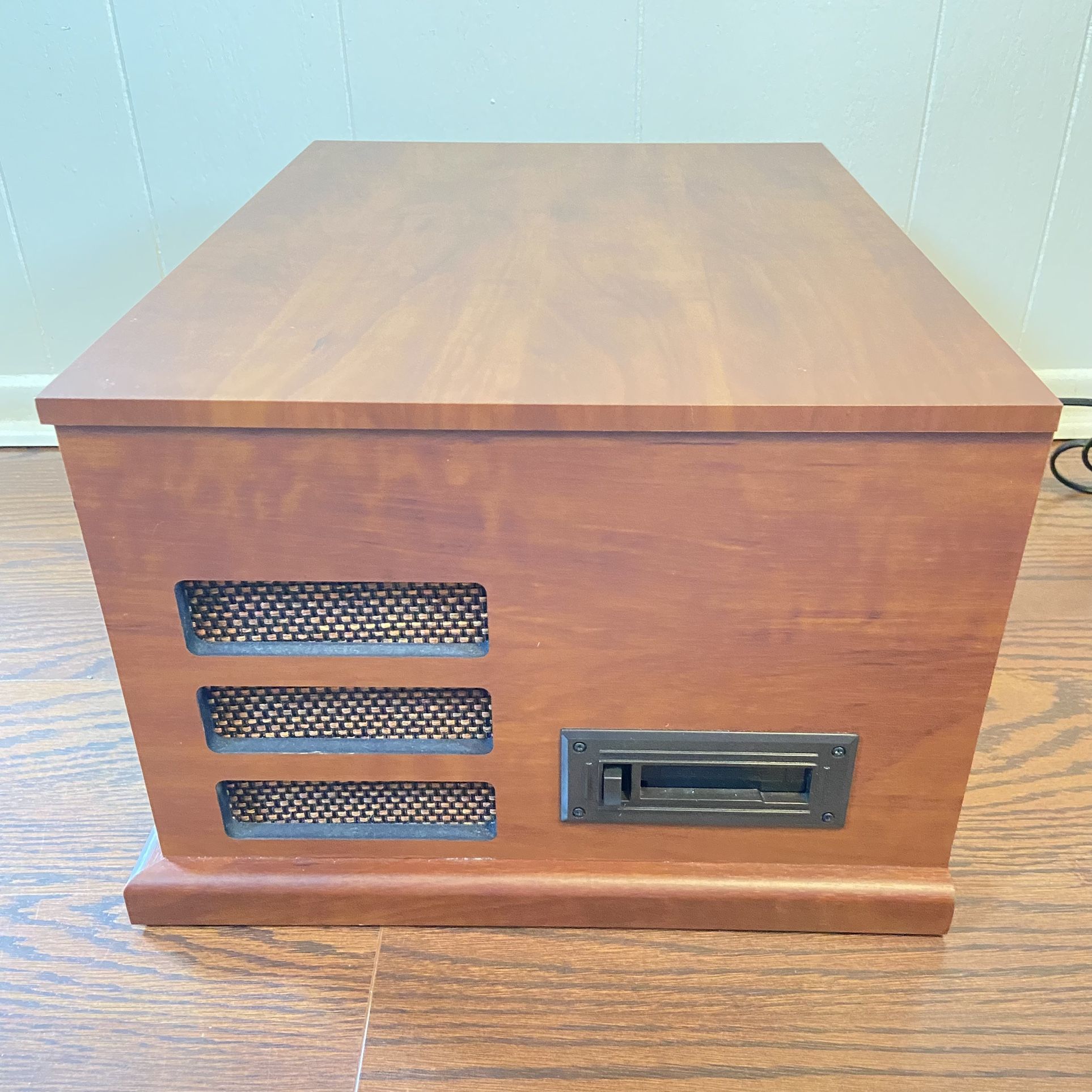 Crosley Rochester CR66D 5 in 1 Entertainment Center Record Player