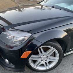 2009 Mercedes  C300