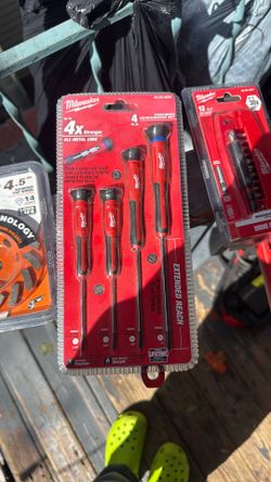milwaukee precision screwdriver set 48-22-2604