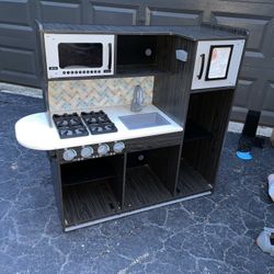 Kidscraft Wooden Kitchen Play Set 