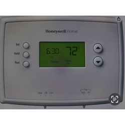 Honeywell Home RTH2310B1008 Programmable Termostat  in very good Condition
