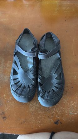 Jsport by Jambu all terra traction women’s sandals size 9