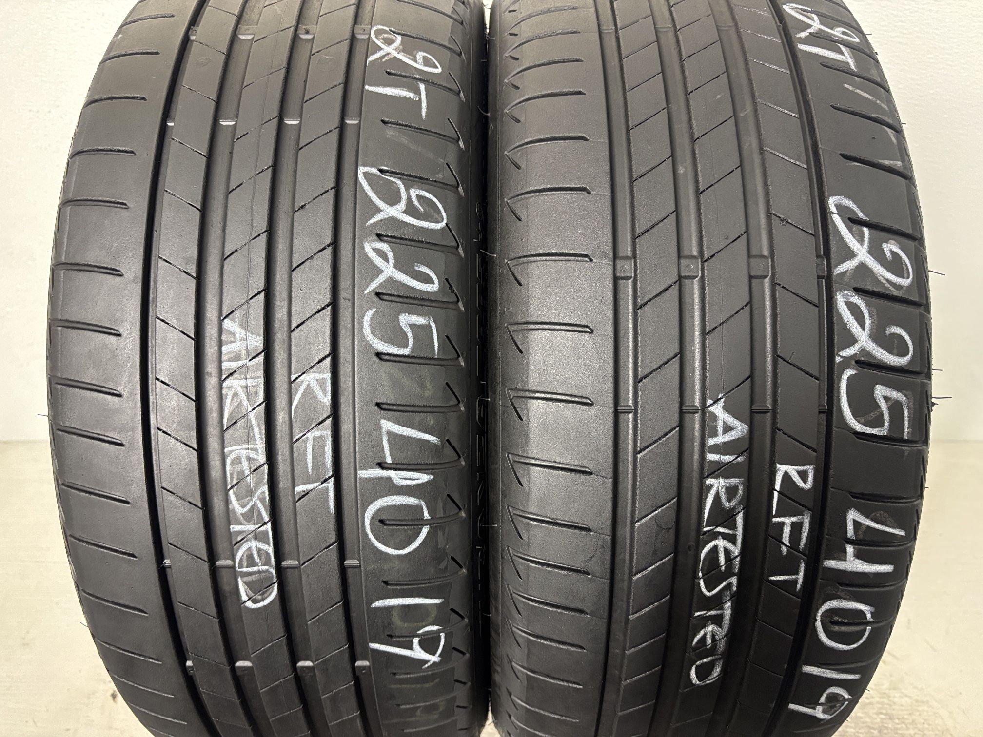2 Tires 225 40 19 Bridgestone Turanza T005 Run Flat No Repairs