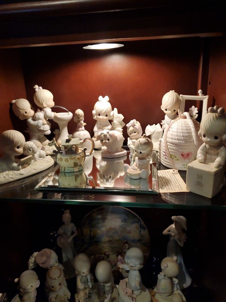 Precious Moments Collections Diffrent Prices Some 25 Some 20 Some 15