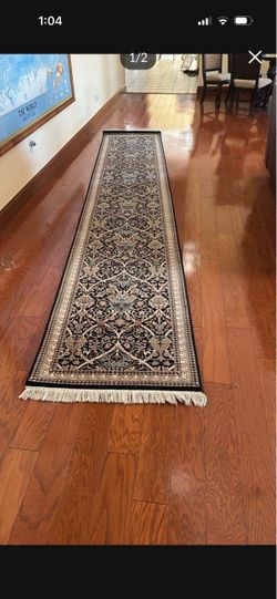 HAND KNOTTED RUG