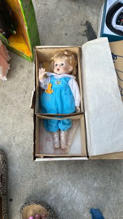 Collector dolls, by design debut