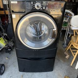 Maytag Epic Z Washer And Dryer W/ pedestals