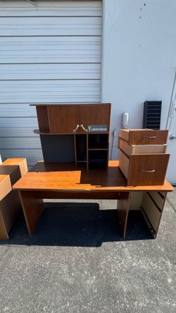 FREE Desk