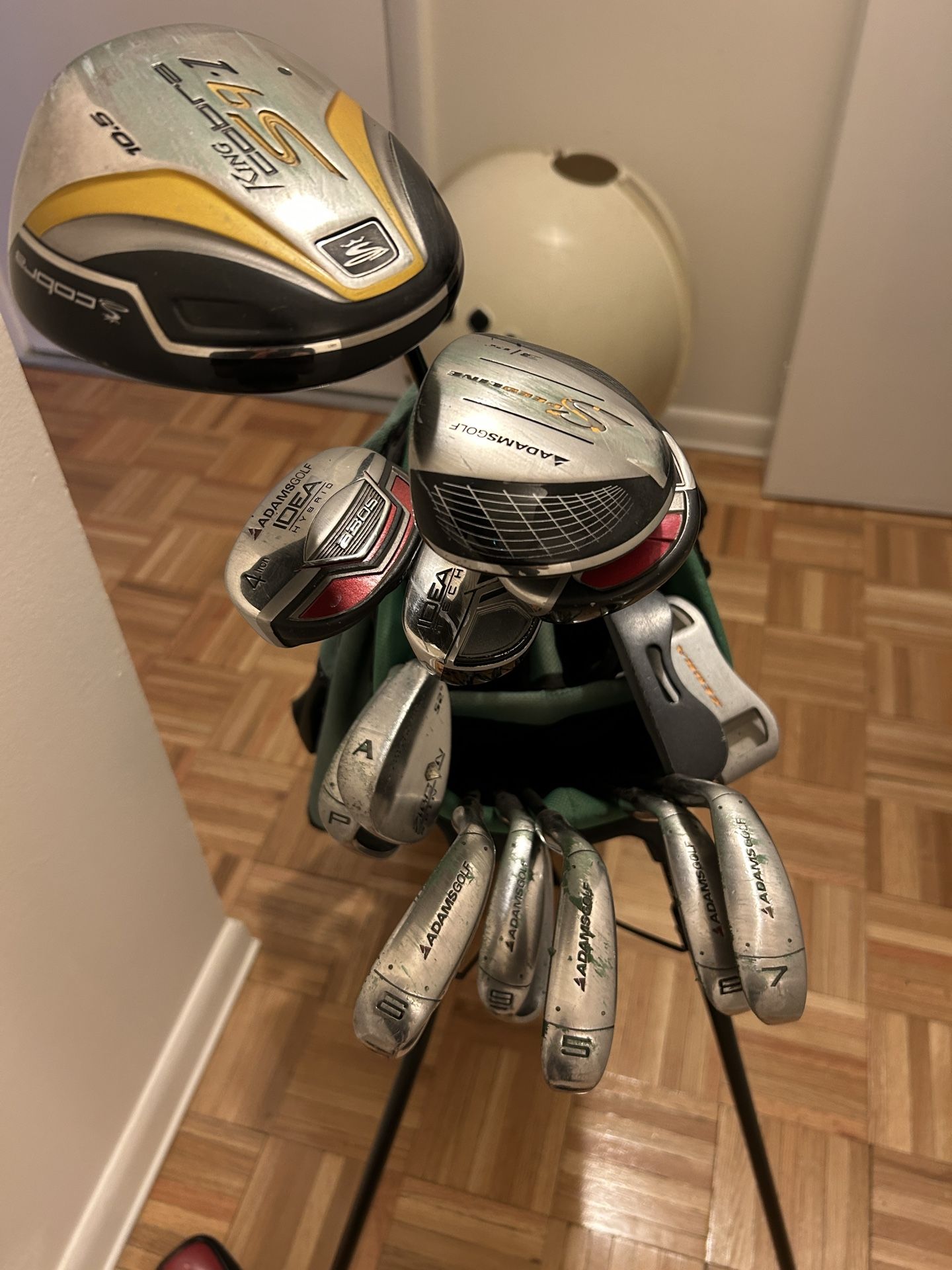 Adam’s Idea Golf Set. 14 Clubs, Bag, Tee’s and Balls.