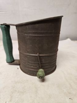 vintage Bromwell's measuring flour sifter