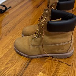 Levi's Harrison Engineer Men's Boots Wheat