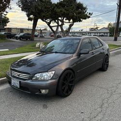 2002 Lexus IS 300