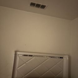 Bedroom Set For Free