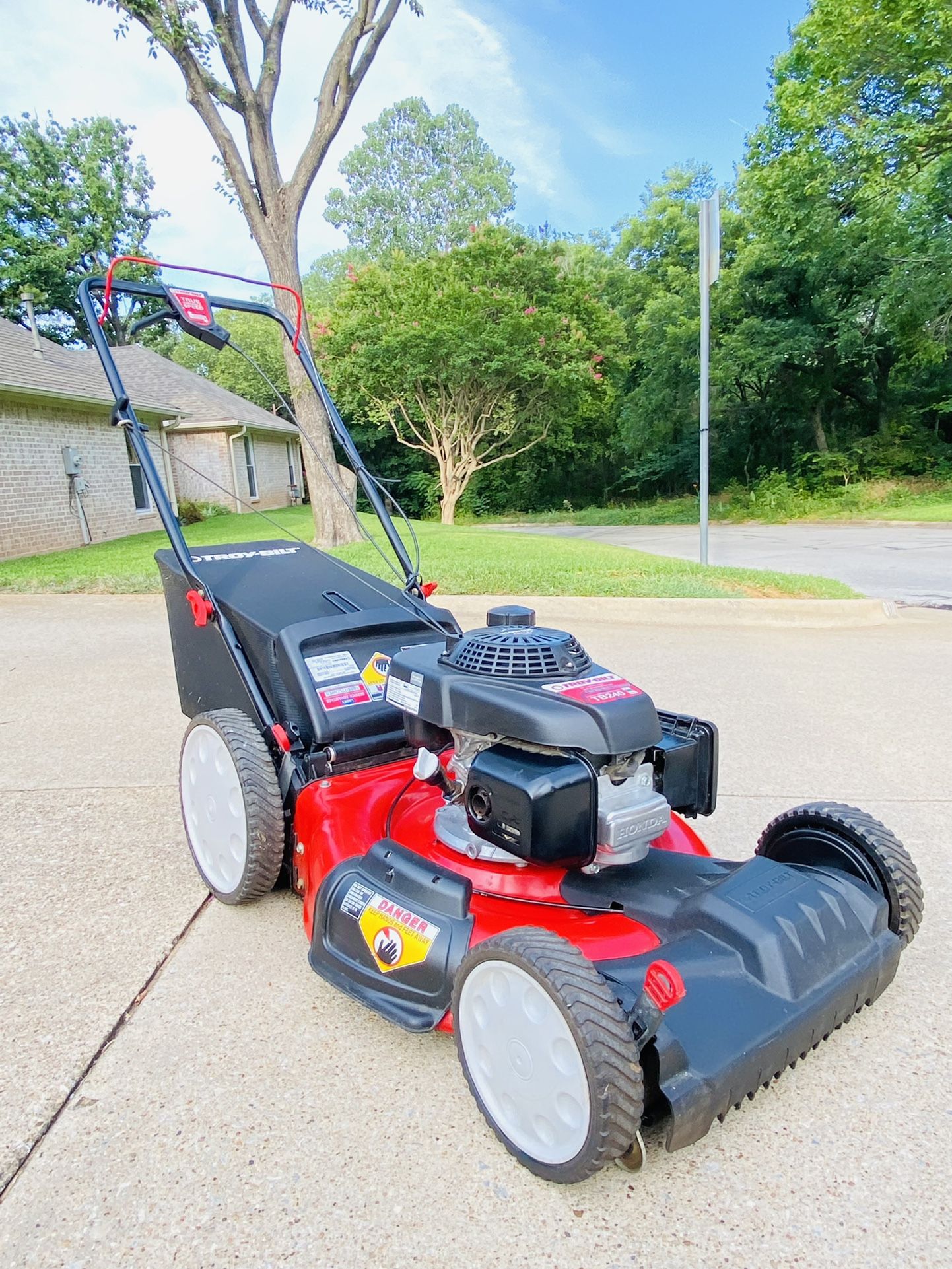 Tb240 lawn mower hotsell