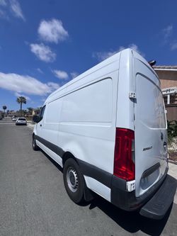 2021 Mercedes-Benz Sprinter 2500
