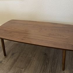 Brand new small coffee table / Japanese tea table (foldable legs)