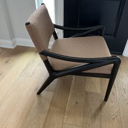 Wayfair  Trais Crombie Boucle Solid Wood Frame Chsir