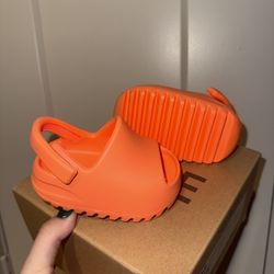 Baby Yeezy Slides NEW 3K