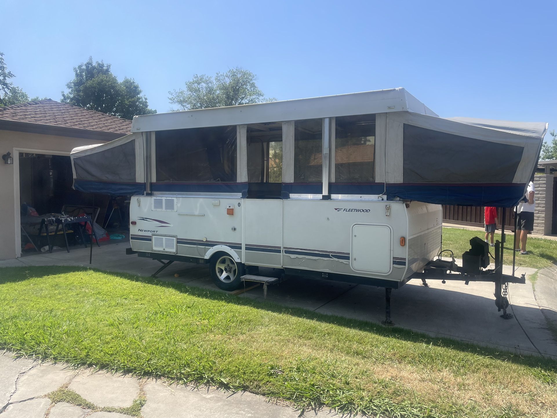 2004 Fleetwood Newport