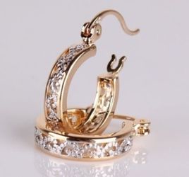 Gold plated earrings