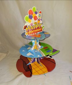 Toy Story-themed cupcake stand