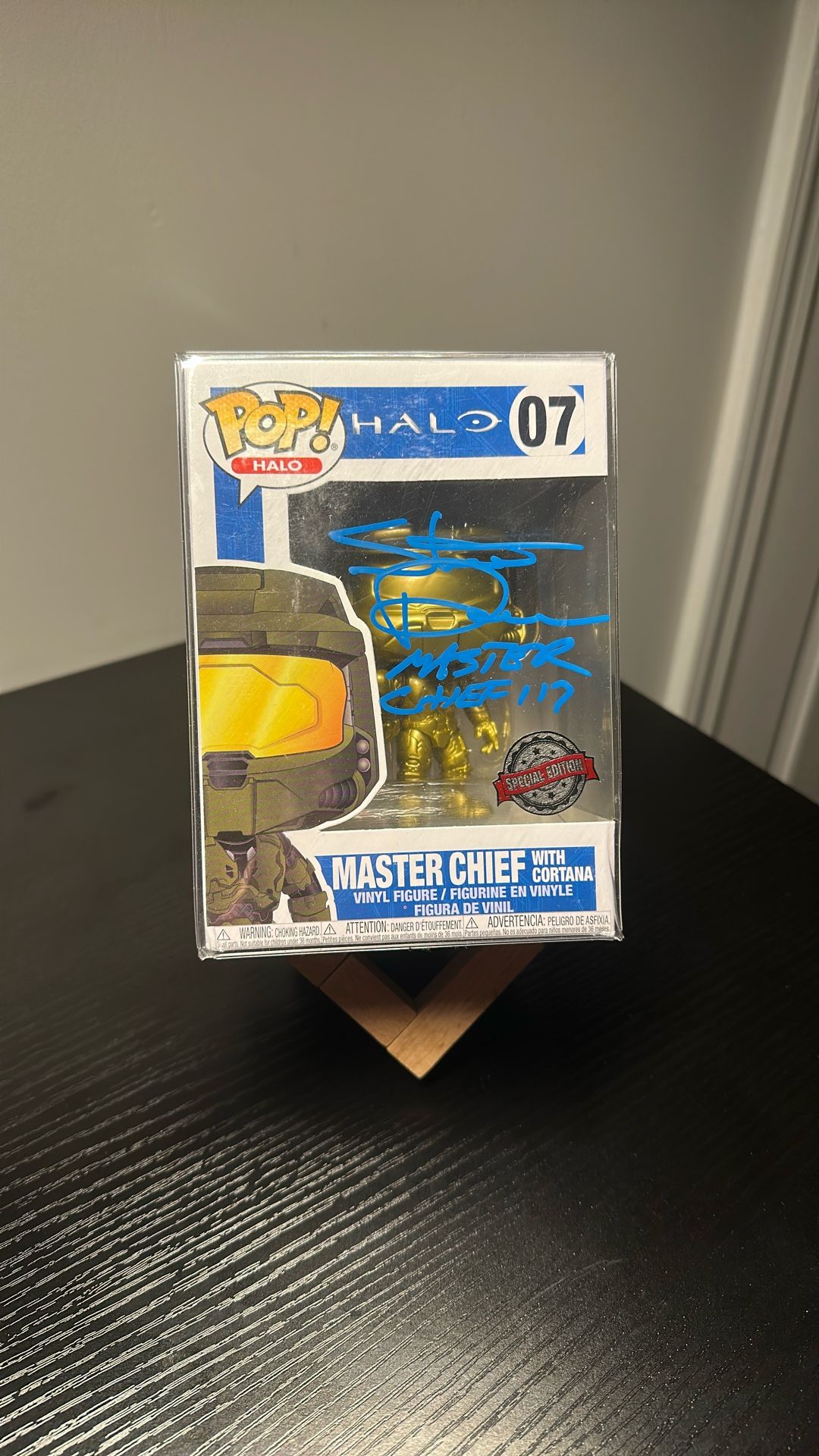 Master Chief Autographed Steve Downes Special Edition Funko Pop