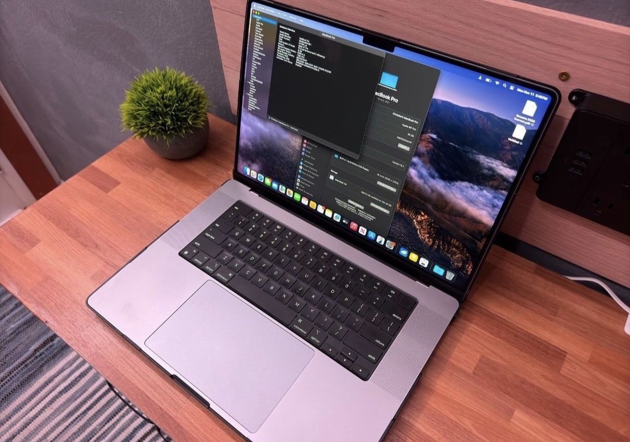 Like New M1 Pro MacBook Pro 16”