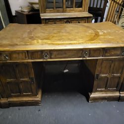 Executive desk and hutch with credenza $375