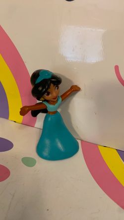 Disney Aladdin Princess Jasmine figure McDonald’s happy meal toy