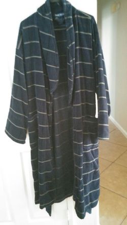 Mens robe