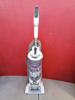 Like new Shark Navigator 3 XL Canister Anti Allergen Complete Seal