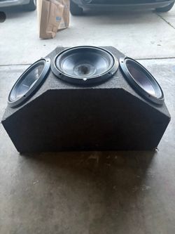 Rockford Fosgate P3-3X12 Punch Triple P3 12" Loaded Enclosure Ported Subwoofer