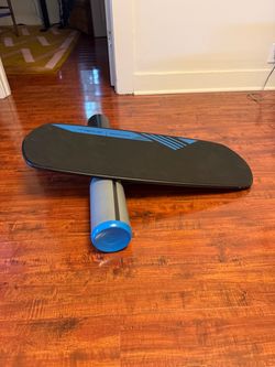 Revolution Swell Balance Board with Roller