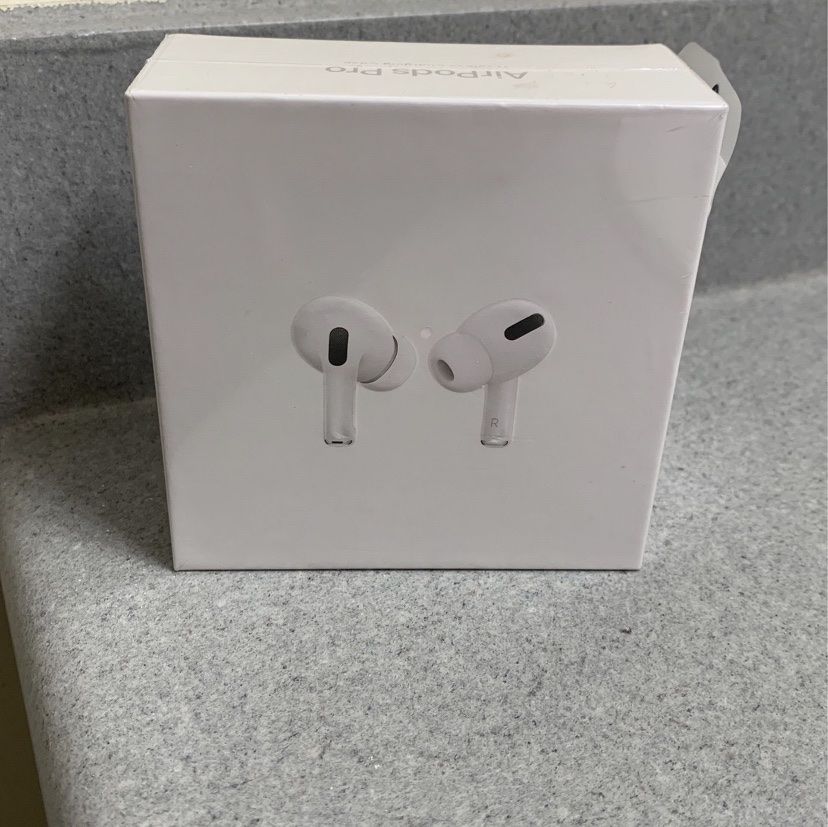 Brand New Apple AirPod Pro Bluetooth Earbuds With Wireless Charging Case