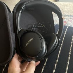 Bose Q 40 Paid Almost 400$ Will Let Go For 300