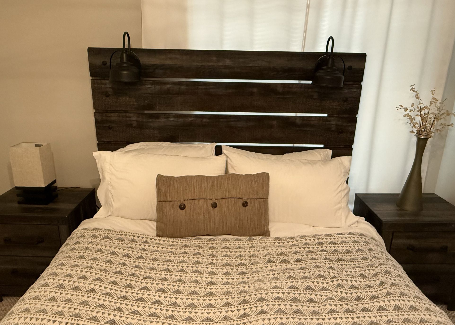 Ashley Furniture Queen Bedroom Set