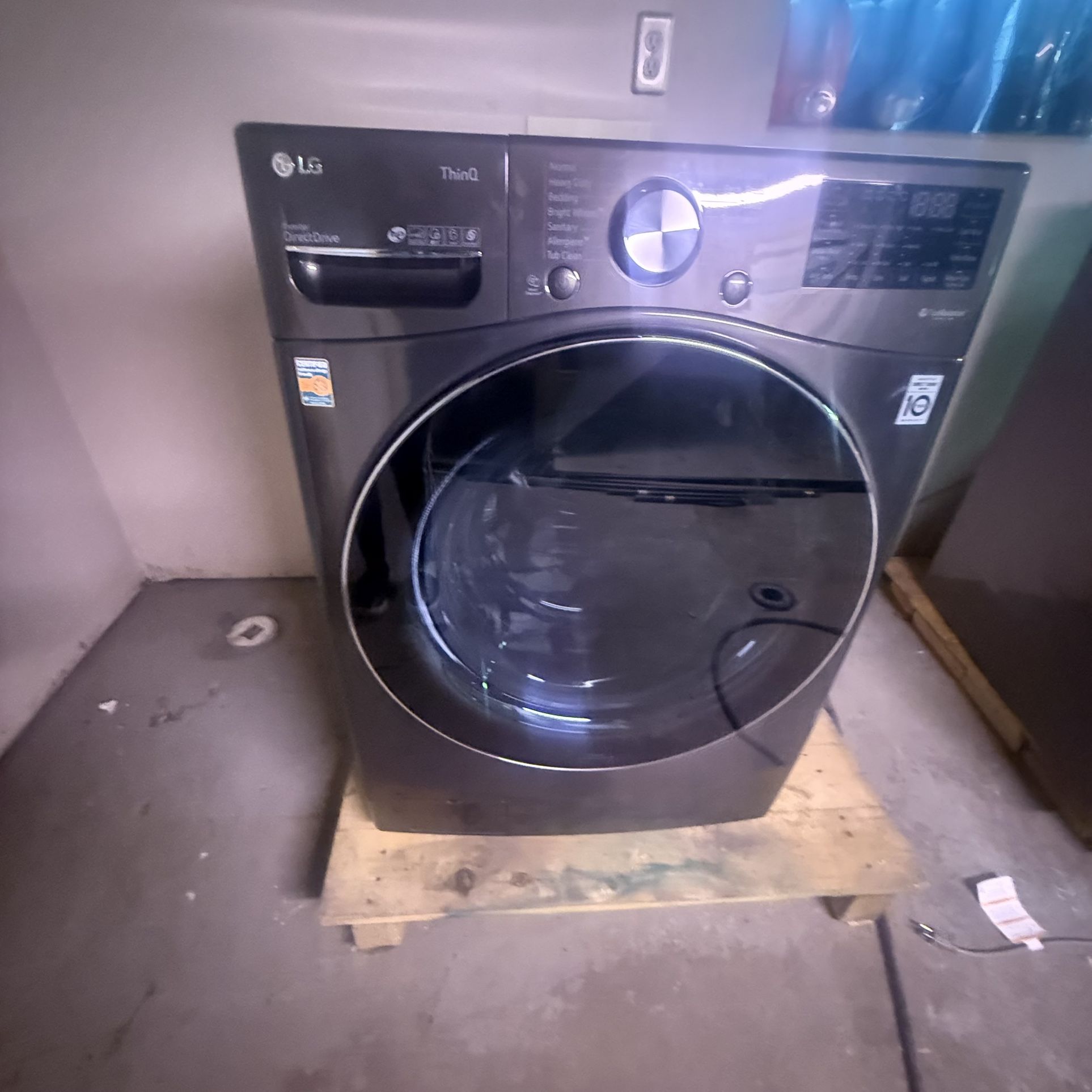 LG Washer And Dryer