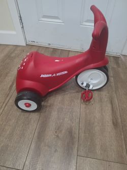 Radio Flyer bike infant   new use slightly