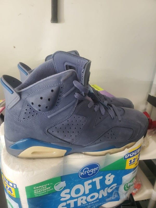 🟦 Air Jordan 6 Retro “Georgetown” - Size 11
🔥 Condition: Gently worn, 9/10 🧼 Material: Premium suede/nubuck