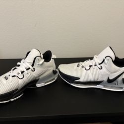 Nike Shoes 