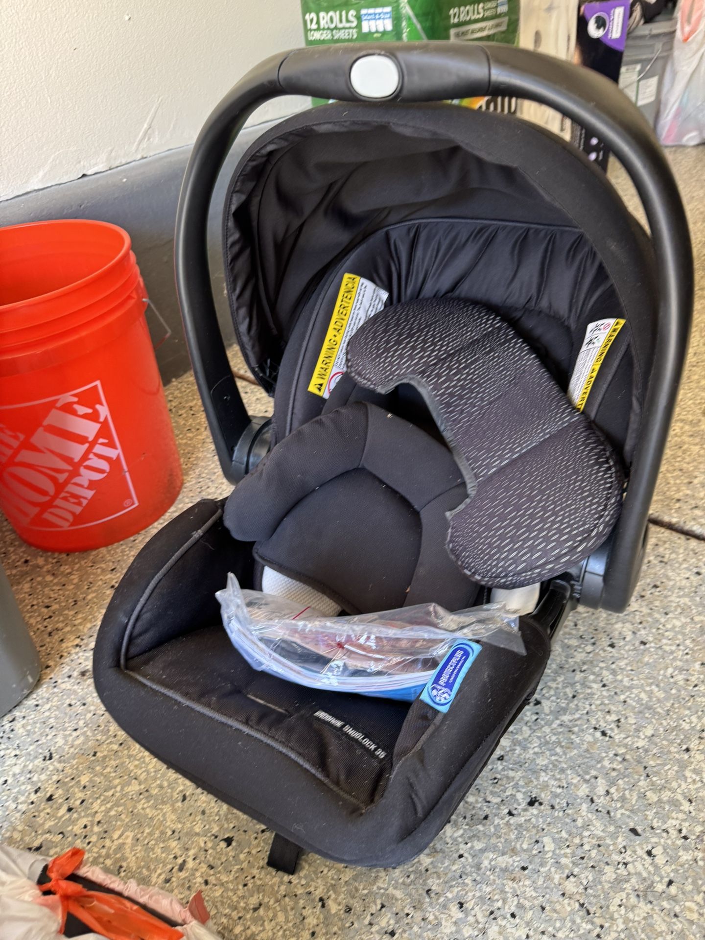 Infant Car Seat And Base