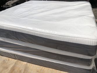 Queen blue gel memory foam